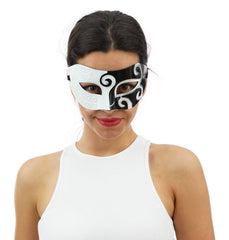 Masque de bal masqué noir et blanc
